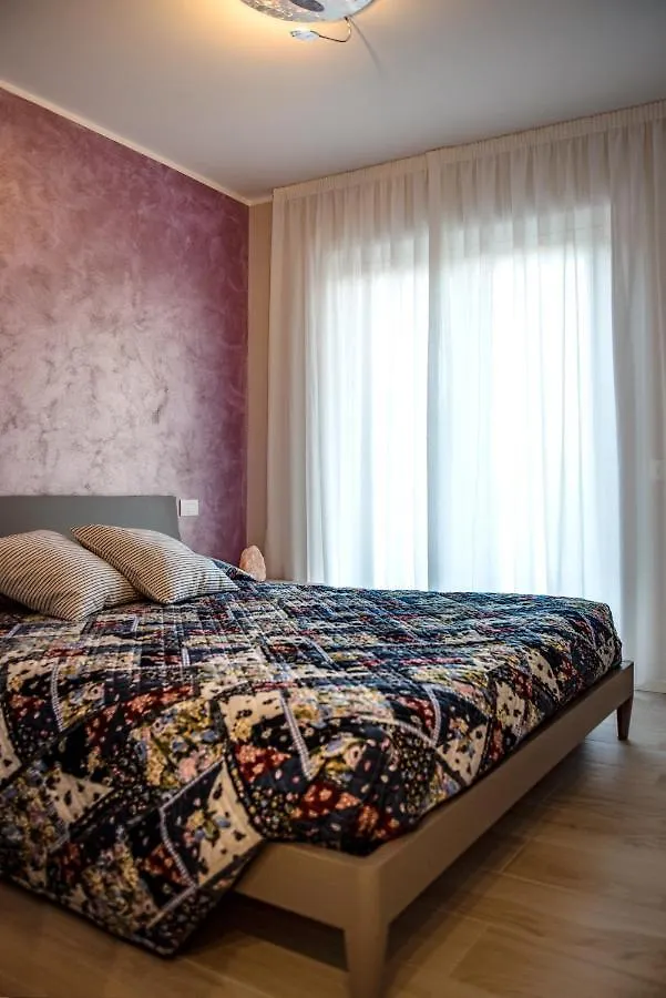 Apartment Appartamenti Villa Gloria Peschiera del Garda Italy